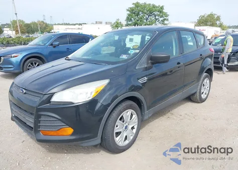 2013 Ford Escape S from USA, damaged, VIN 1FMCU0F78DUC51137